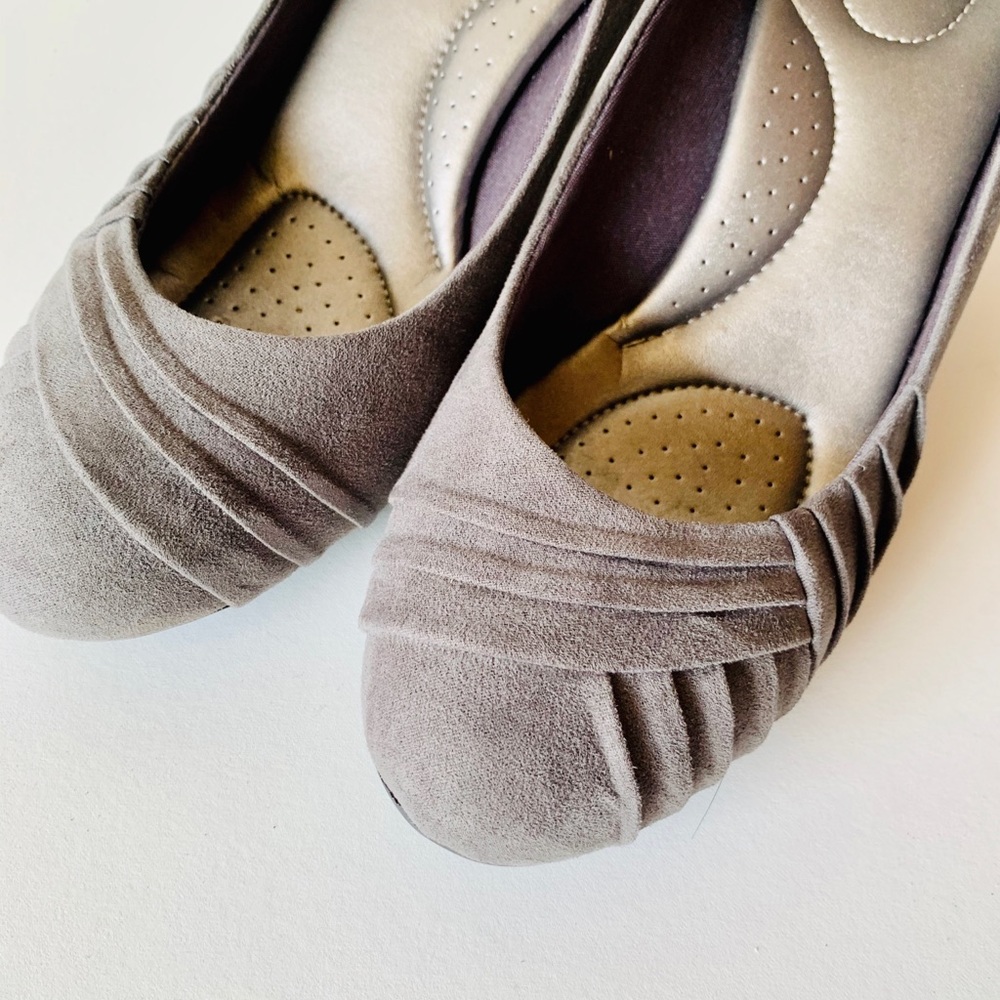 Grey Swede heels